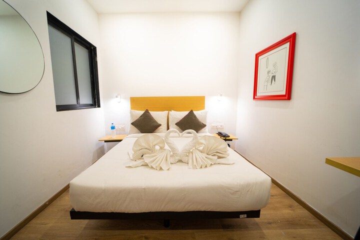 Room 8 of 20