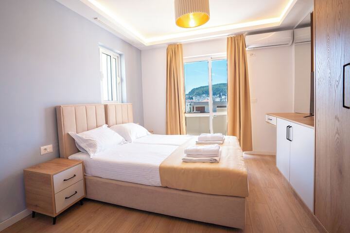 Room 19 of 32