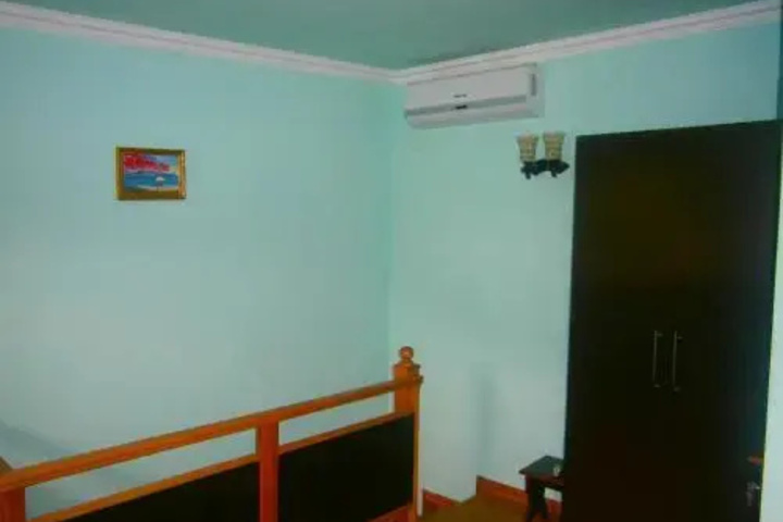 Room 2 of 12