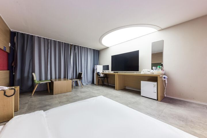 Room 39 of 120