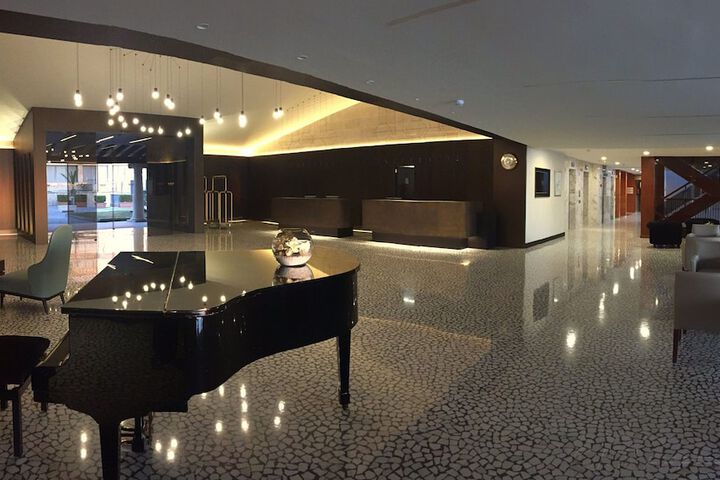 Lobby Entry