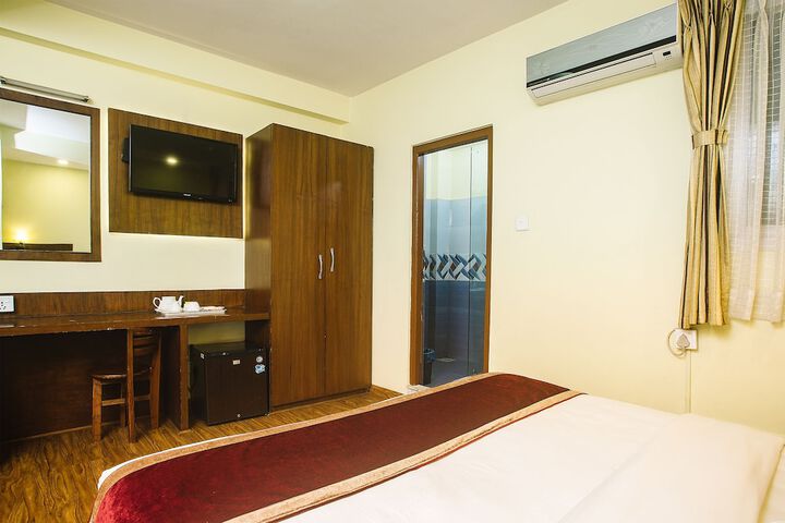 Room 12 of 44