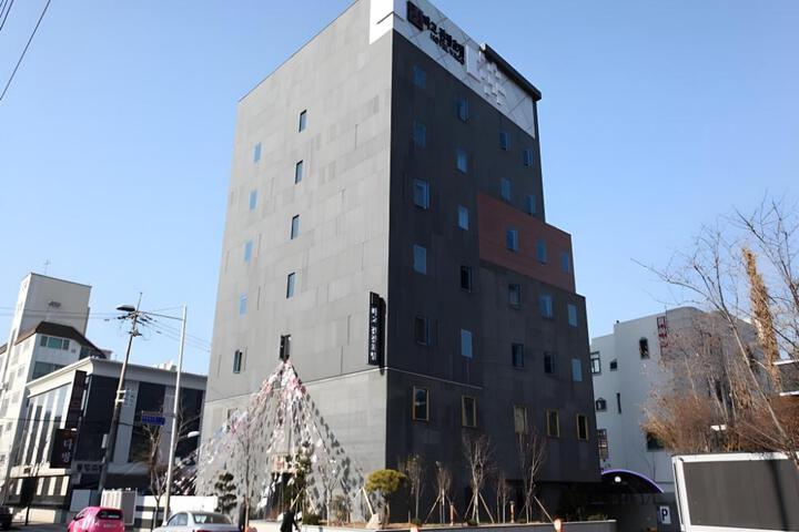 Vago Tourist Hotel
