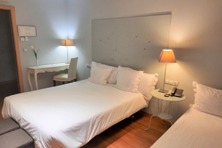 Room 15 of 38