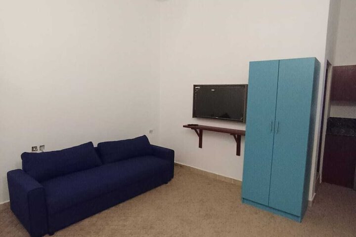 Room 30 of 48