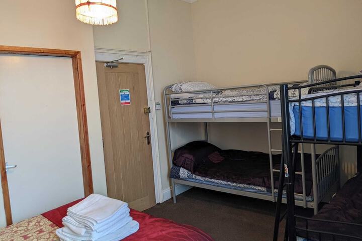 Room 13 of 41