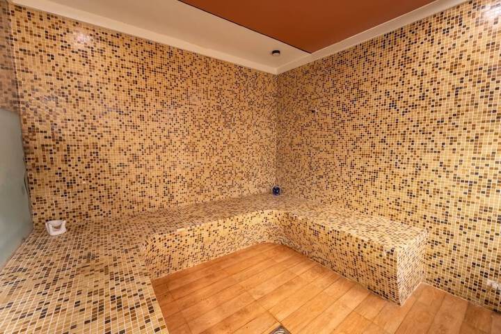 Room 41 of 70