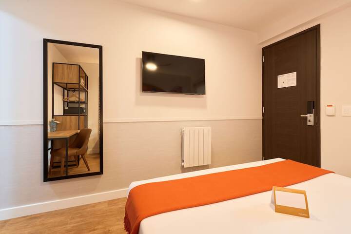 Room 21 of 84