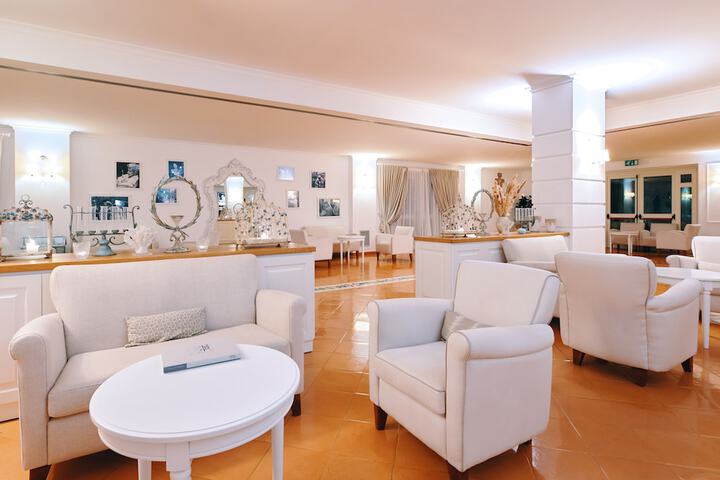 Hotel Lobby