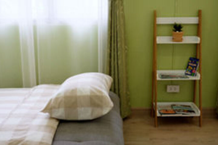 Room 12 of 17