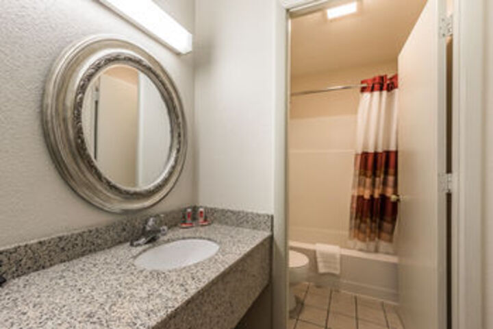 Room 2 of 21
