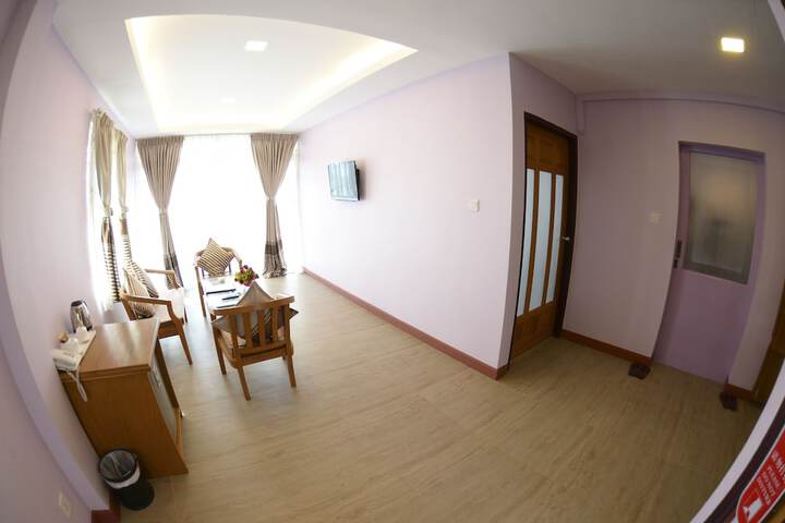 Room 22 of 50