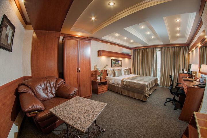 Room 22 of 112