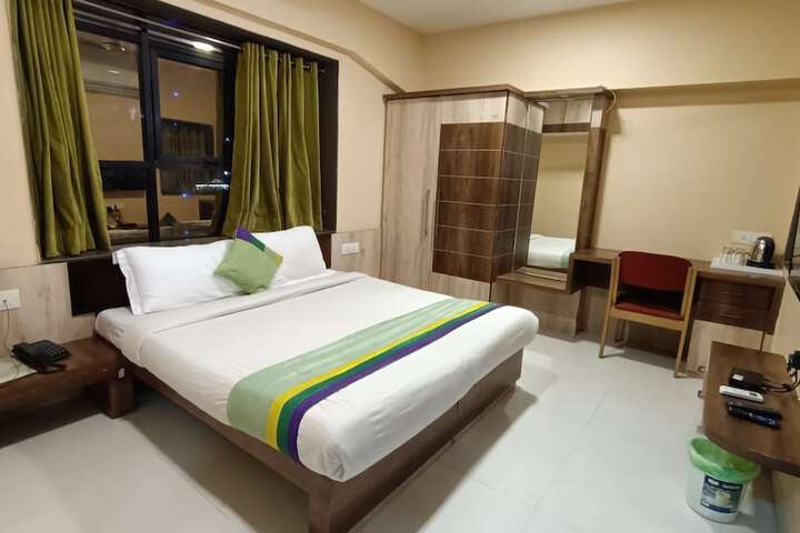 Room 22 of 68
