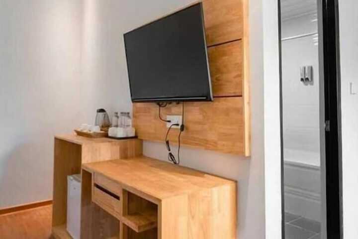 Room 6 of 36