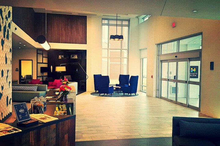 Concierge desk