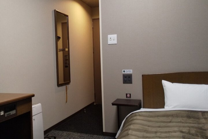 Room 7 of 21