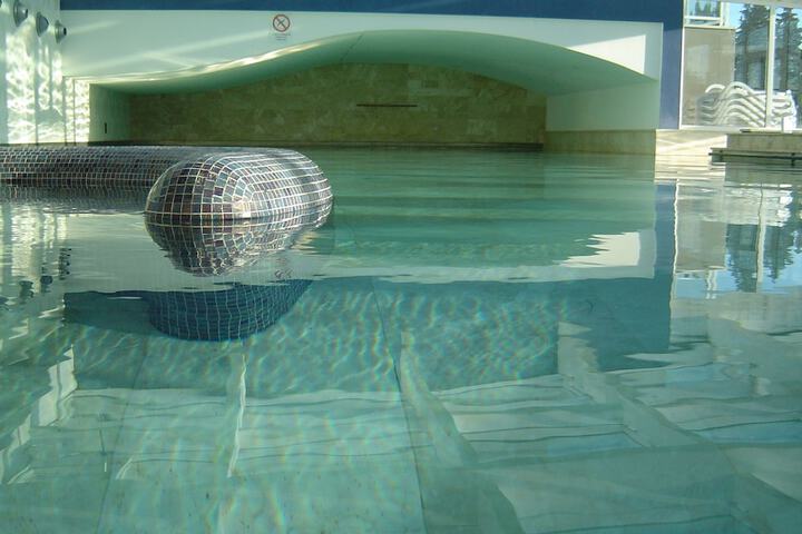 Pool Hotel