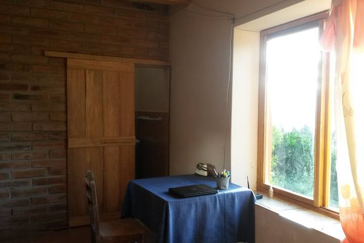 Room 14 of 42