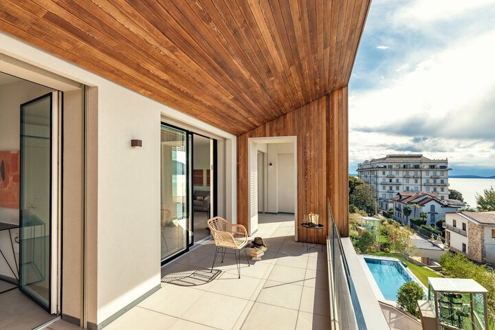 Terrace/Patio 29 of 77