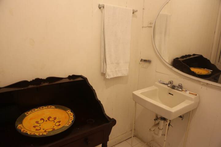 Room 118 of 155