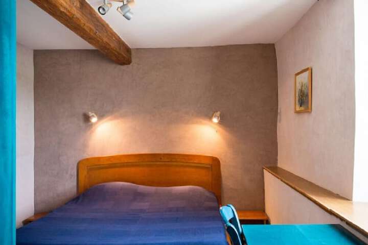 Room 21 of 21
