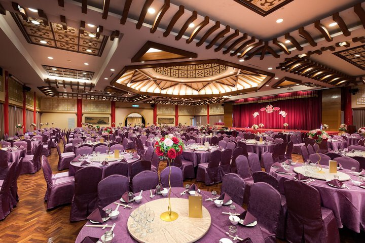 Ballroom/Hall 58 of 79