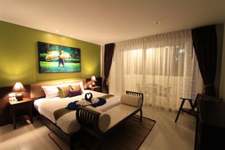 Room 15 of 42