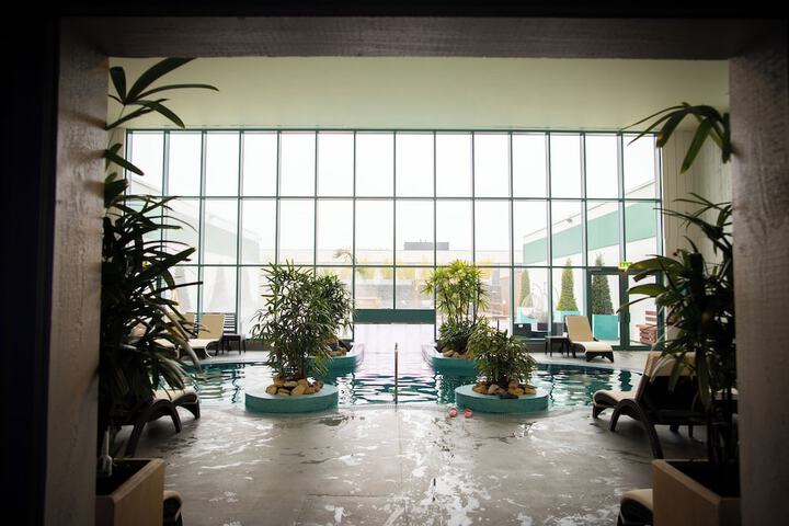 Pool 18 of 66
