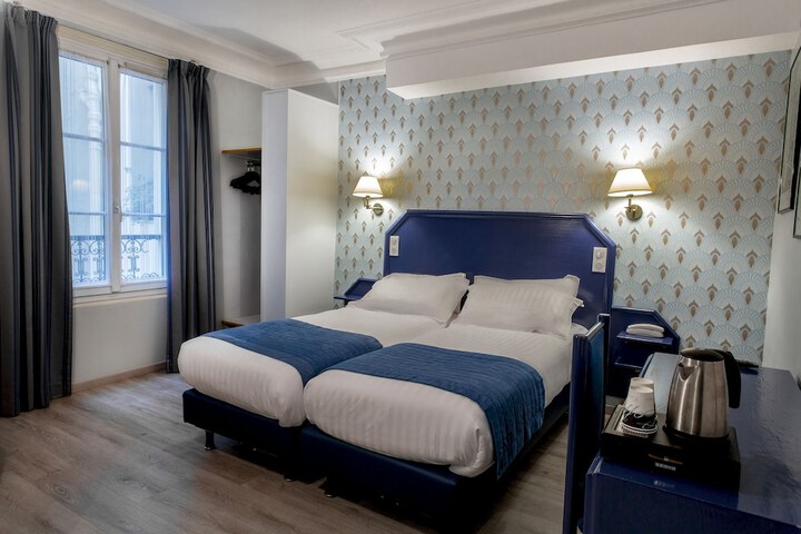 Room 14 of 38