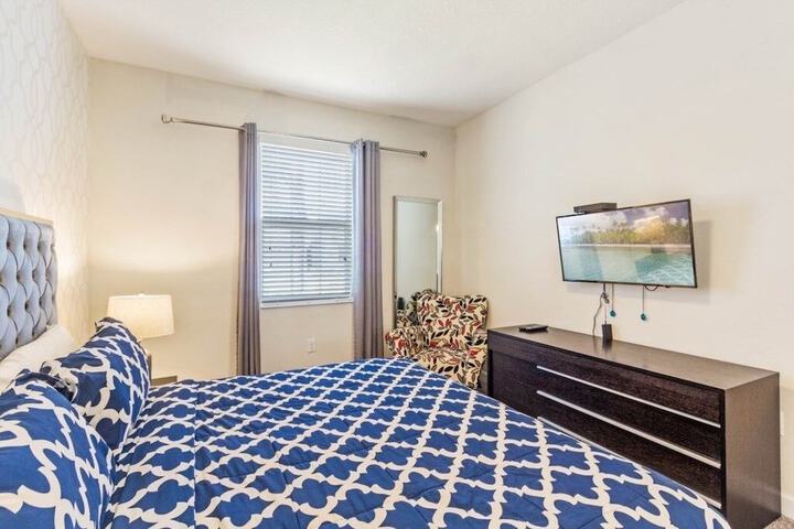 Room 21 of 216