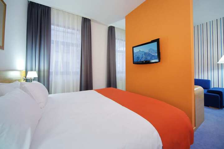 Room 20 of 61