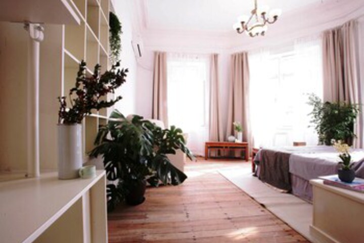 Room 56 of 75