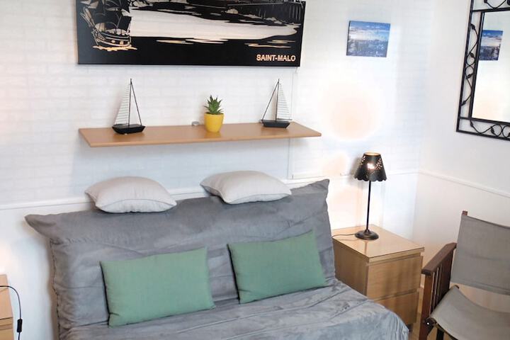 Room 18 of 64