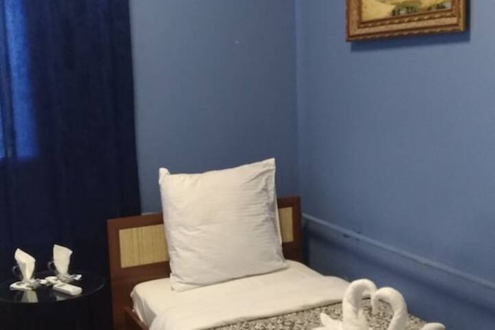 Room 40 of 99