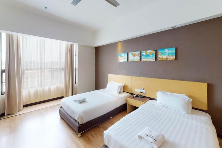 Room 12 of 56
