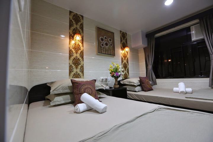 Room 14 of 35