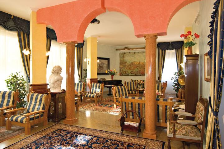 Lobby Photos