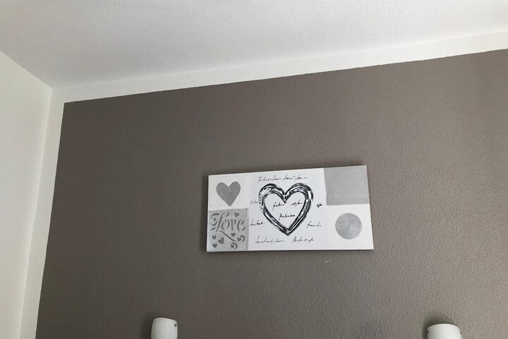 Room 25 of 57