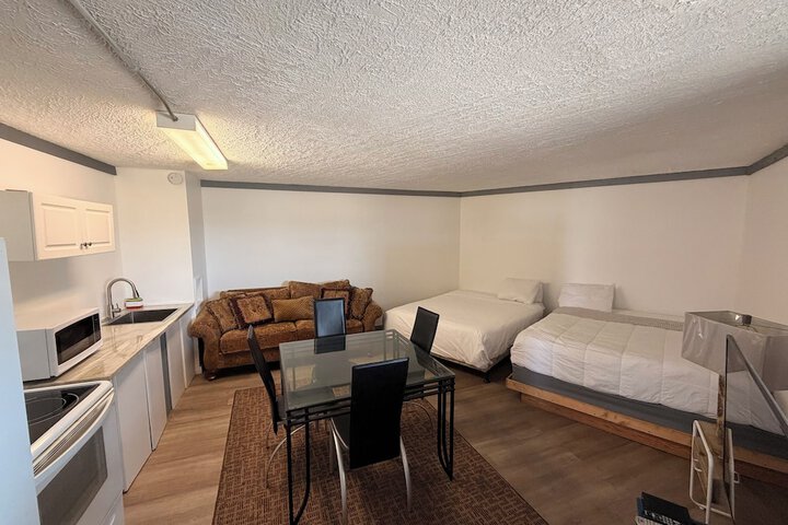 Room 28 of 45
