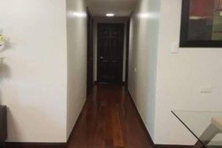 Room 41 of 127