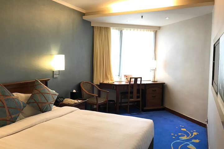 Room 21 of 60