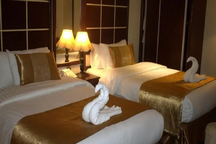 Room 7 of 23