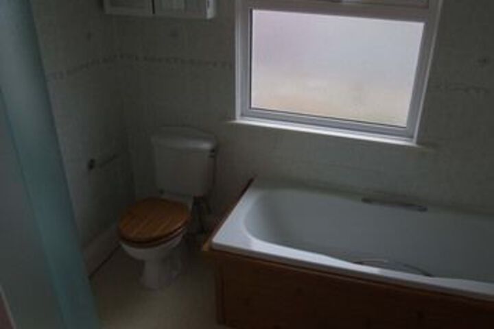 Room 5 of 25