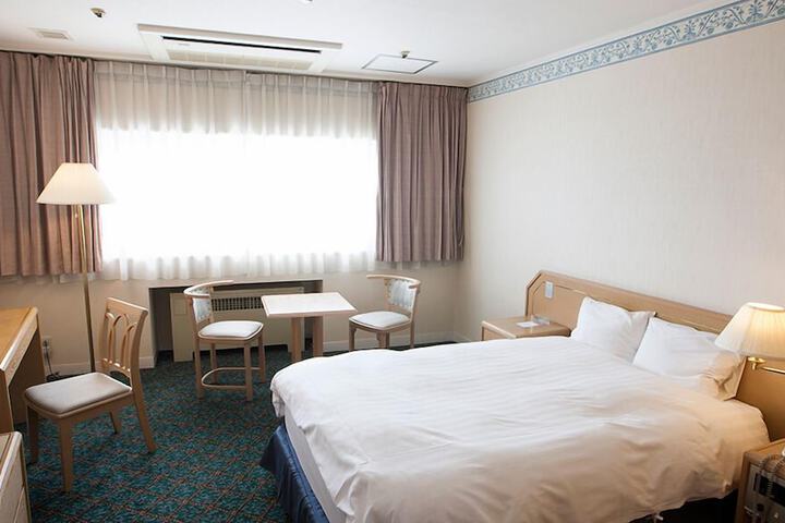 Room 18 of 81