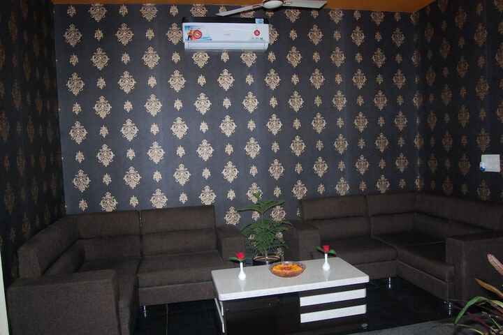 Hotel Interior 3 of 19