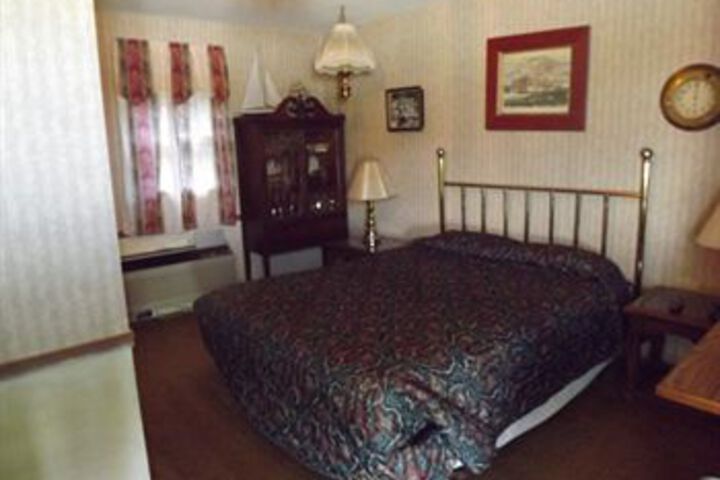 Room 10 of 23