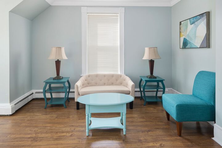 Room 46 of 106