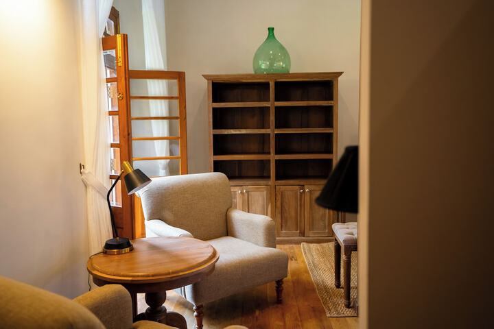 Room 3 of 41