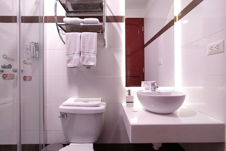 Room 51 of 75